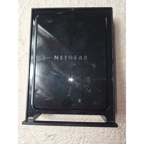 Netgear N300 WiFi Router Model WNR2000v4*With Attached Stand*Cords not Included - Picture 2 of 6